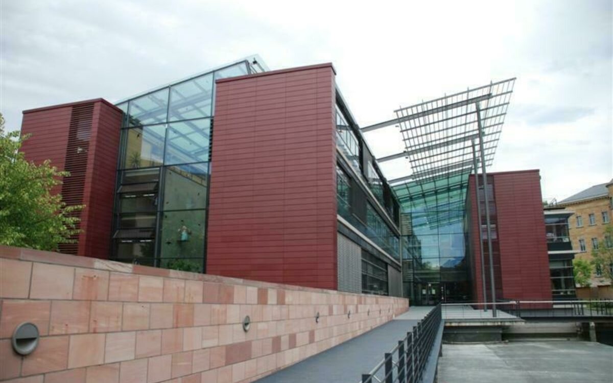 Strafjustizzentrum in Würzburg (2009) - Funkhaus Würzburg Strafjustizzentrum in Würzburg (2009) - Funkhaus Würzburg